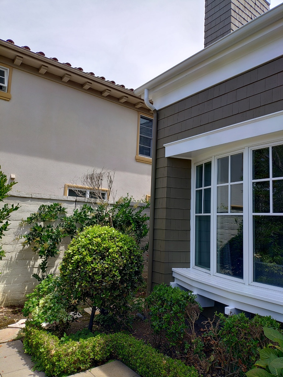 Newport Beach Rain Gutter Installation project photo 9