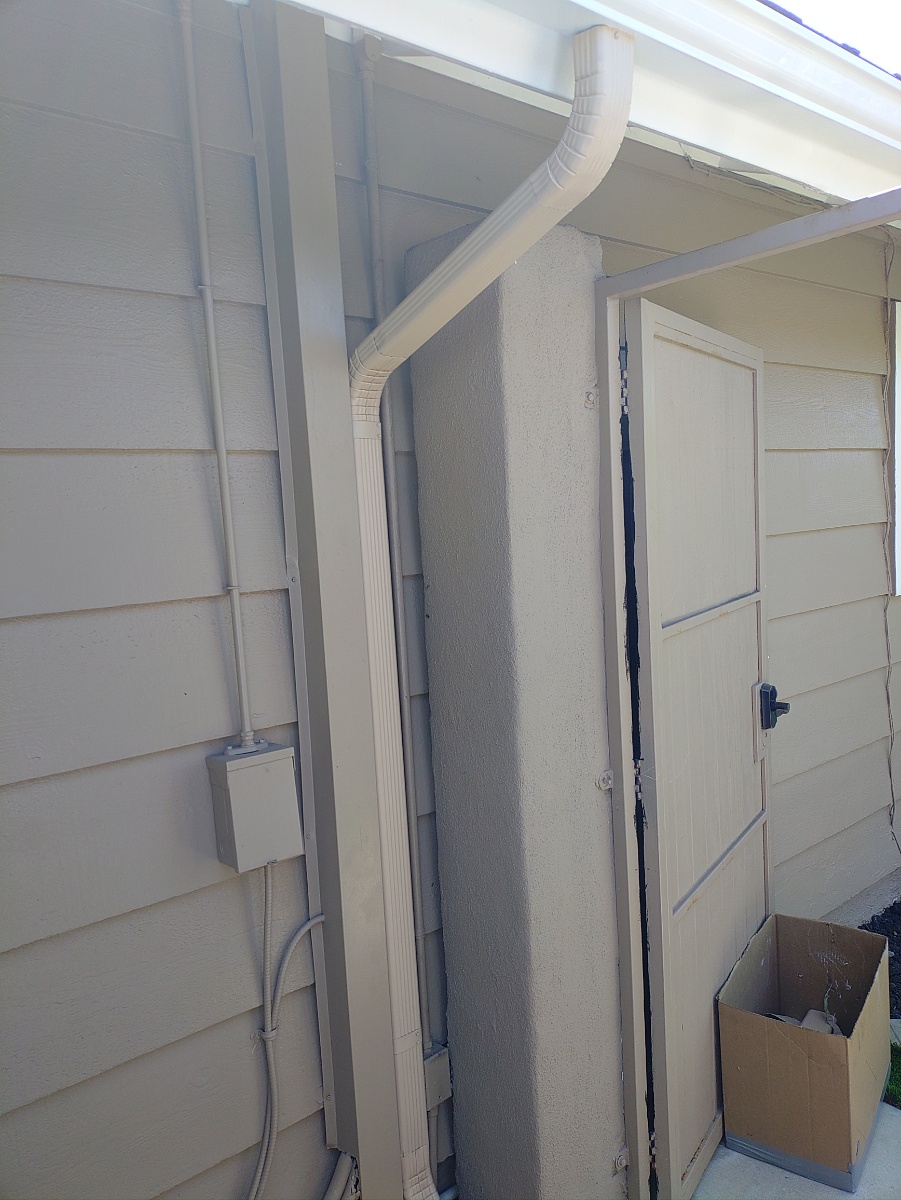 Anaheim Rain Gutter Installation project photo 8