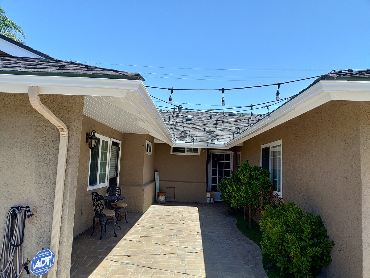 Anaheim Rain Gutter Installation project photo 7
