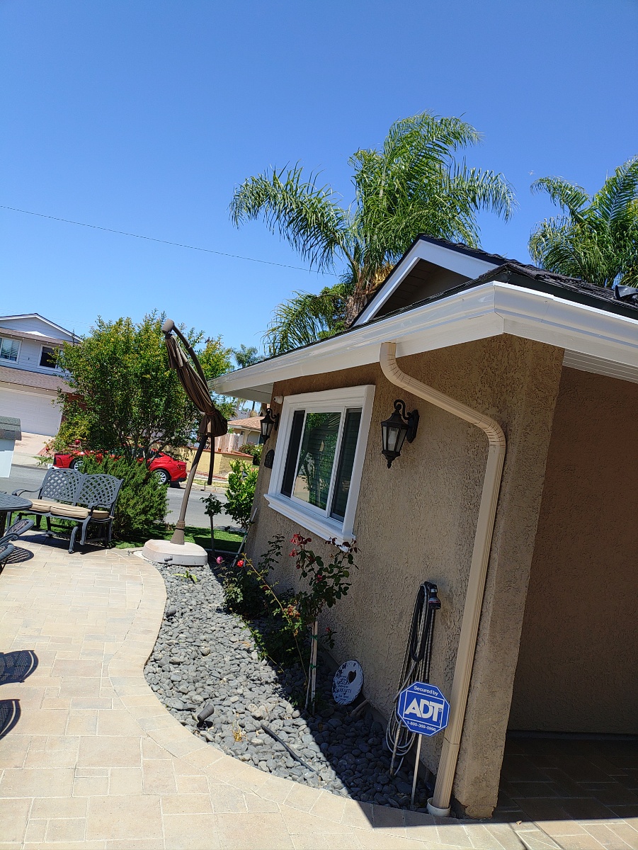 Anaheim Rain Gutter Installation project photo 1